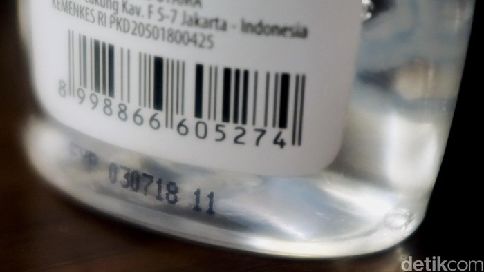 Ke depannya, semua produk pangan, obat, dan kosmetik, harus mempunyai barcode dari BPOM. Foto: Dikhy Sasra