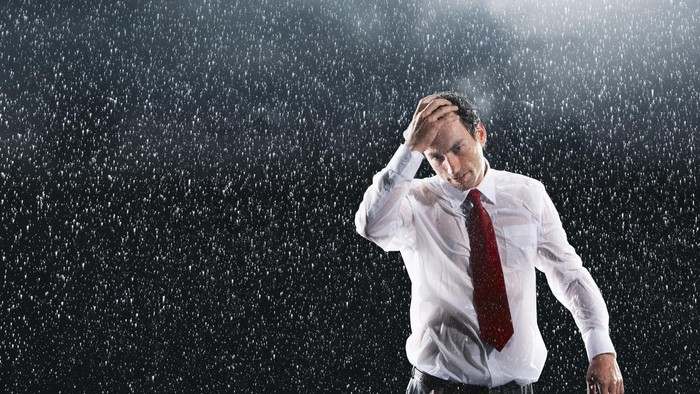 Hujan yang mengguyur beberapa hari terakhir bisa membuat kamu rentan terinfeksi penyakit. Foto: thinkstock
