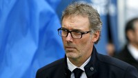 Laurent Blanc menjadi bek andalan Prancis di Piala Dunia 1998. Dia mengakhiri karier sepakbola bersama Manchester United untuk kemudian bergelut dengan dunia kepelatihan. Bordeaux, timnas Prancis, dan Paris Saint-Germain adalah tim yang pernah dia latih. (Foto: REUTERS/Gonzalo Fuentes)