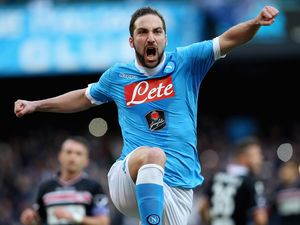 Lebih dari Sekadar Mahal, Higuain Juga Punya Janji Cinta untuk Napoli