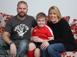 Idap Kondisi Langka, Bocah Ini Harus Makan Tepung Jagung Agar Tidak Kolaps