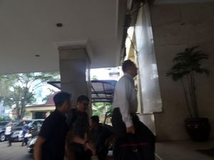 Tersangka Kasus Kondensat Djoko Harsono Diperiksa Bareskrim