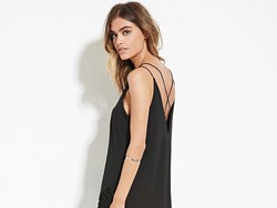 Editors Choice: Tampil Romantis dengan 5 Slip Dress di Hari Valentine