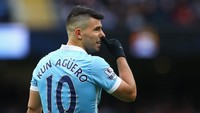 Bersama Diego Forlan, Sergio Aguero membentuk duo maut di lini depan Atletico Madrid. Pemain depan asal Argentina ini pergi ke Inggris setelah Manchester City bersedia menebusnya dengan banderol 40 juta euro. (Getty Images Sport/Alex Livesey)