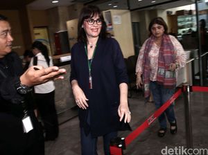 Sandy Harun Jenguk Evi Susanti di KPK
