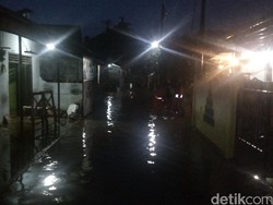 Bukan Tanggul Jebol, Air yang Rendam Wilayah Ciganjur dari Luapan Kali