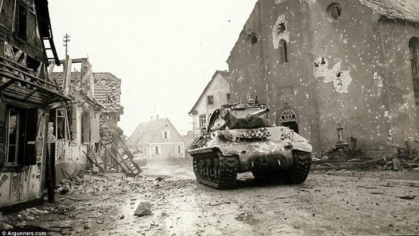 Potret Kengerian Perang Dunia II