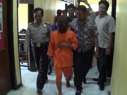 Oknum Guru di Sumenep Digiring ke kantor Polisi Diduga Sodomi Anak Didiknya