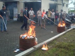 Ratusan Bibit Impor Dimusnahkan Balai Besar Karantina Pertanian