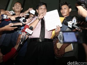 Pengacara dan Korban Kasus Novel Datangi KPK Pengacara dan Korban Kasus Novel Datangi KPK