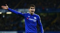 Chelsea mendapat 60 juta euro dari penjualan Oscar ke Shanghai SIPG pada Januari 2017. Foto: Getty Images/Clive Mason