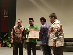 Kota Bandung Raih Penghargaan Tertinggi Sistem SAKIP dari KemenpanRB