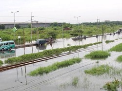 Jalur Rel Kereta di Porong Banjir, Daops 8 Merugi Rp 1,5 Miliar