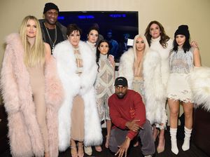 Dukung Kanye West, Keluarga Kardashian Tampil Glamor