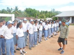 Cerita Guru Hebat, Mereka yang Bernyali Mengajar Anak-anak di Pulau Terluar