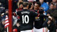 United bisa mencetak gol penyama kedudukan di menit ke-39 lewat gol Anthony Martial. Phil Noble/Reuters/detikFoto.