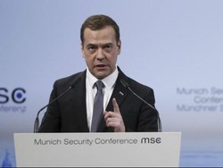 PM Rusia: Dunia Memasuki Perang Dingin Baru