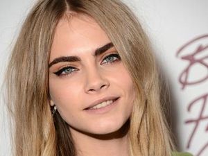 Inspirasi Makeup dan Tatanan Rambut Valentine dari 5 Selebriti Dunia