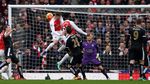 Arsenal Tundukkan Leicester 2-1
