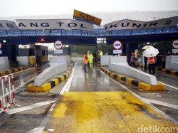 Gerbang Tol Cikunir 2 Masih Ditutup, Cikampek Arah JORR Lewat Jalur Alternatif