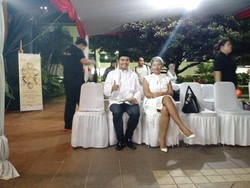 Ahok dan Indra Bekti Cs Sulap Monas Berwarna Emas Demi Penderita Kanker