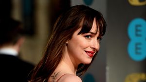 Lepas dari Chris Martin, Dakota Mulai Buka Hati Lagi