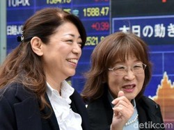 Yen Melemah, Bursa Saham Jepang Melesat 7%
