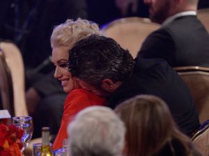 Aww, Mesranya Gwen Stefani dan Blake Shelton di Pre-Grammy 2016