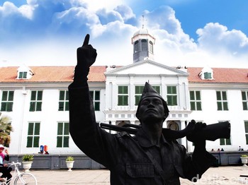 Idris Manusia Batu Paling Legendaris