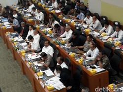 Komisi I DPR Kaitkan Pemberian Bebas Visa dengan Isu LGBT