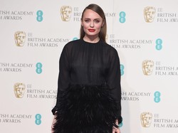 Foto: Selebriti Berbusana Terburuk di BAFTA Awards 2016