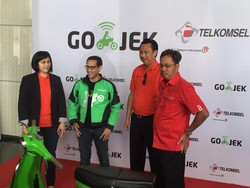 Telkomsel Persenjatai 250 Ribu Driver Go-Jek