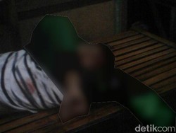 Driver Go-Jek Tertabrak Kereta Api di Pintu Air Petamburan