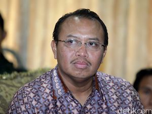 Sekjen PKS Mundur, Hanya Demi Bisnis?