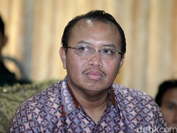 Sekjen PKS Mundur, Hanya Demi Bisnis?