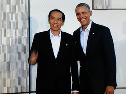 Tiba di US-ASEAN Summit, Jokowi Disambut Obama