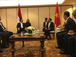 Bertemu PM Vietnam, Jokowi Bahas Kerjasama Batas Maritim