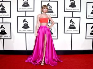 Taylor Swift Seksi dan Cantik Banget di Grammy Awards 2016!