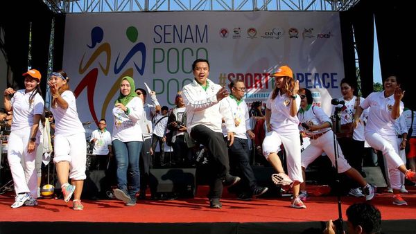 Menpora Kukuhkan Pengurus Dharma Wanita Persatuan Kemenpora