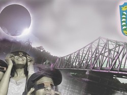 Bule Hingga Tukang Sate Berburu Gerhana ke Belitung