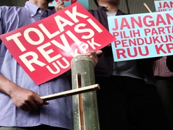 PKS: Cabut Revisi UU KPK dari Prolegnas 2014-2019