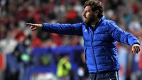 Andre Villas-Boas memberikan pengarahan kepada para pemain Zenit St Petersburg. Hugo Correia/Reuters/detikFoto.