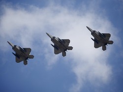 Pamer Kekuatan, 4 Pesawat Siluman AS Mengudara di Korsel