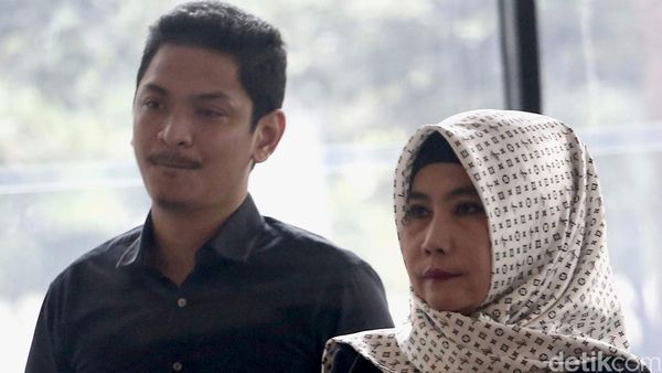 Eks Bupati Kendal Diperiksa KPK