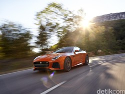 Kecepatan Jaguar F-Type SVR Debut di Jenewa