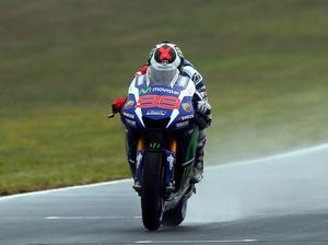 Hari Pertama yang Bikin Lorenzo Frustrasi