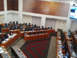 Pertama Kali, Dana Transfer ke Daerah Lebih Besar dari Belanja Kementerian