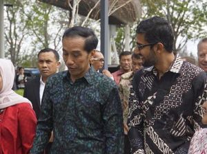 Jokowi Disambut CEO Google yang Berbatik