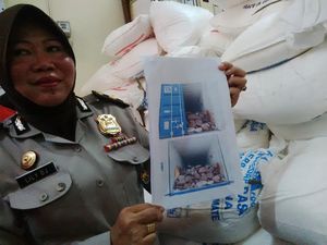 Muatan Kontainer Diganti Batu, Polisi Tangkap Pelakunya Muatan Kontainer Diganti Batu, Polisi Tangkap Pelakunya