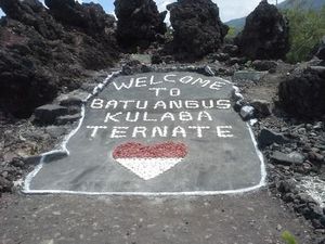 Nonton Gerhana Sambil Mengenang Letusan Gamalama di Ternate